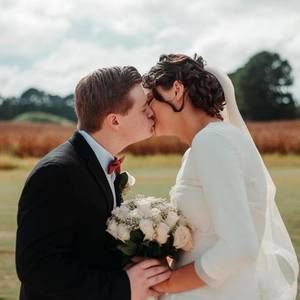 Meet your Posher, Brie